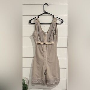 Shapes Secrets MariaE FQ102 Fajas Colombianas Shapewear 😘